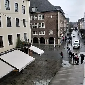 Apartment Avi Deluxe Altstadt Apart, Düsseldorf